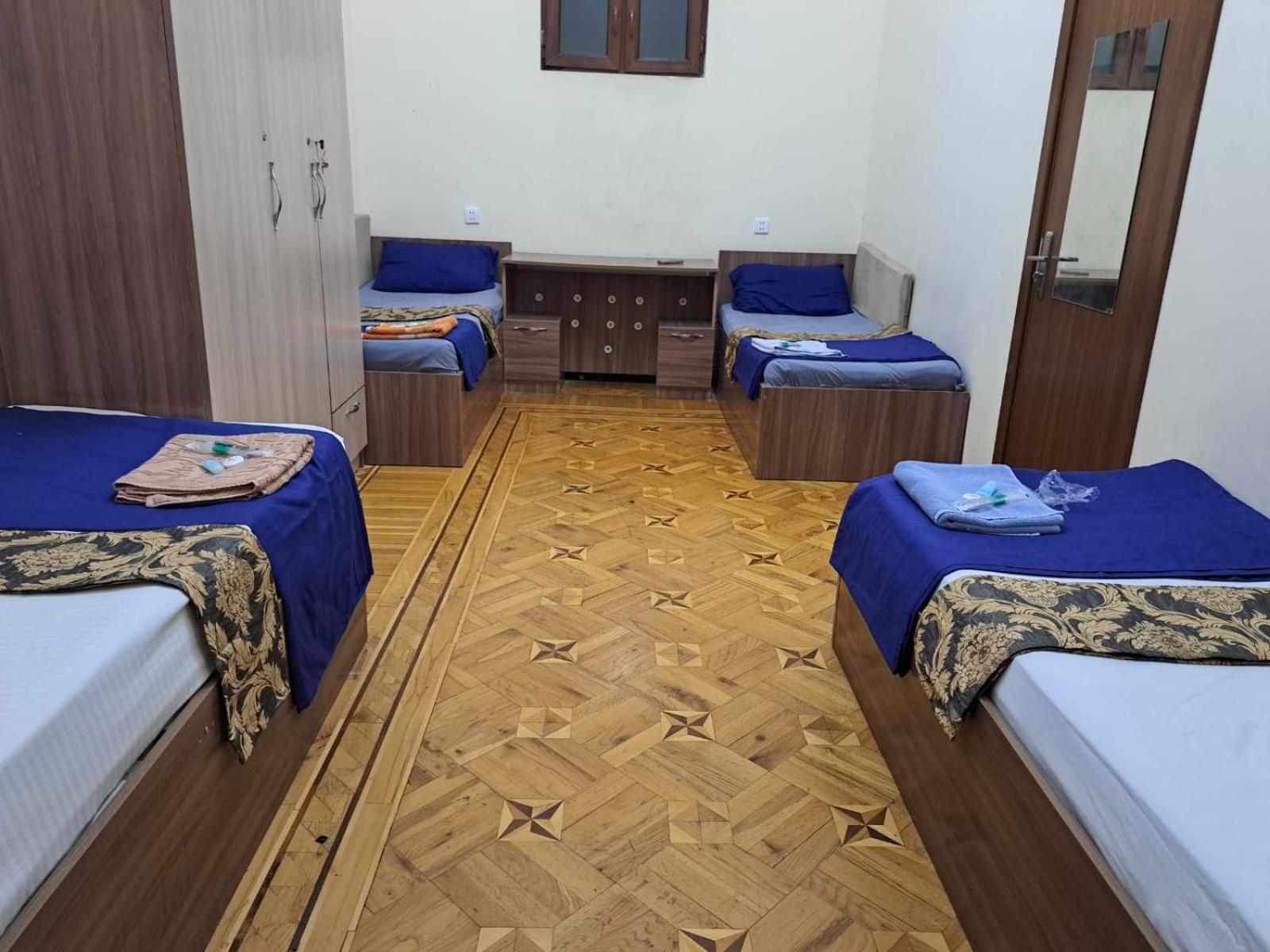 Centrum Hotel&Hostel Bakú Habitación foto